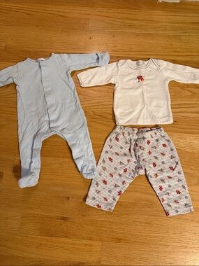 Magnolia Baby 3 pc baby infant 100% pima cotton layette set. size 3 months